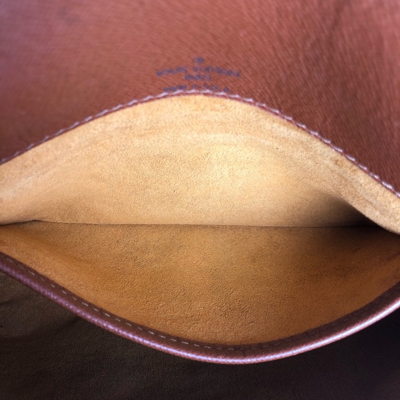 🚫SOLD🚫Louis Vuitton Musette Tango - Picture 9 of 13